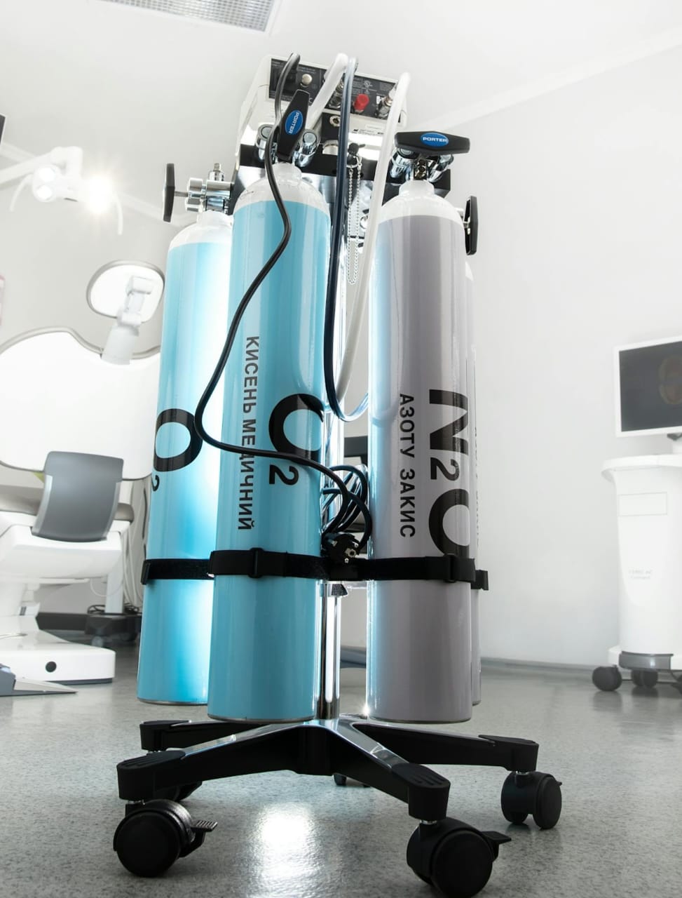 Oxygen Cylinder